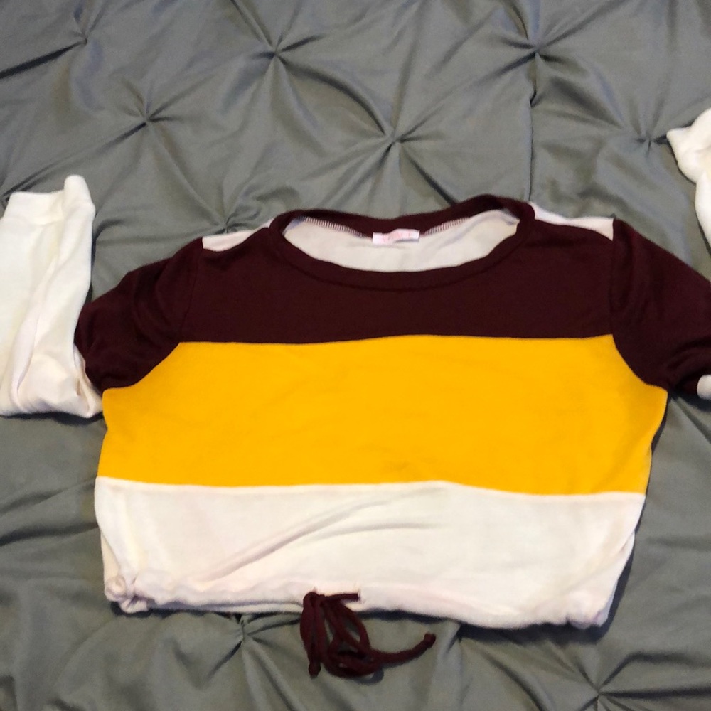 Crop long sleeve tee size M